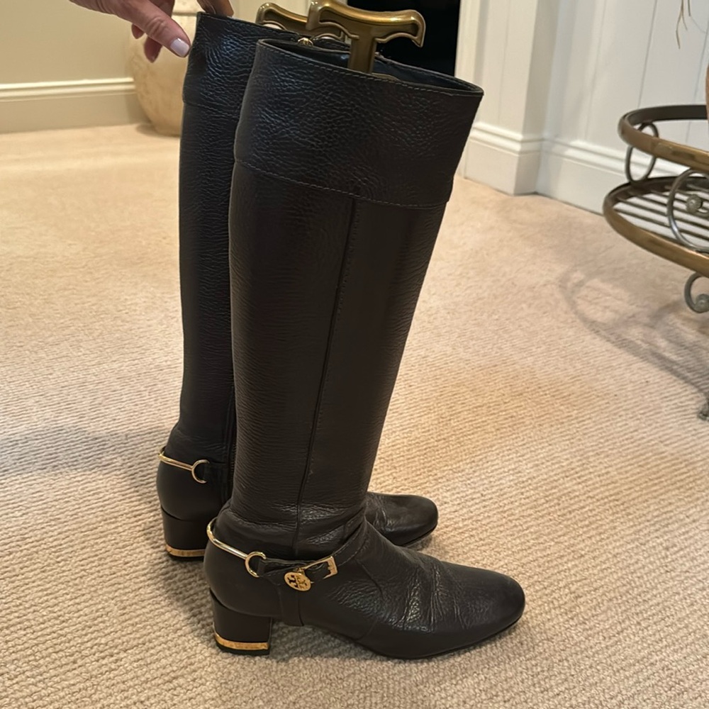 Tory Burch brown leather boots size 8